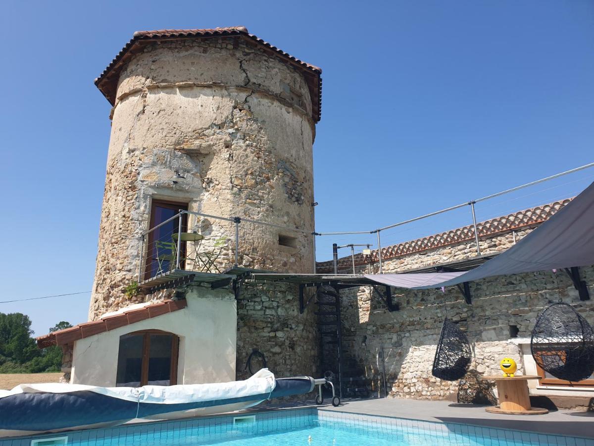 Tour De Charme Atypique Hotel Beauregard-l'Eveque Luaran gambar