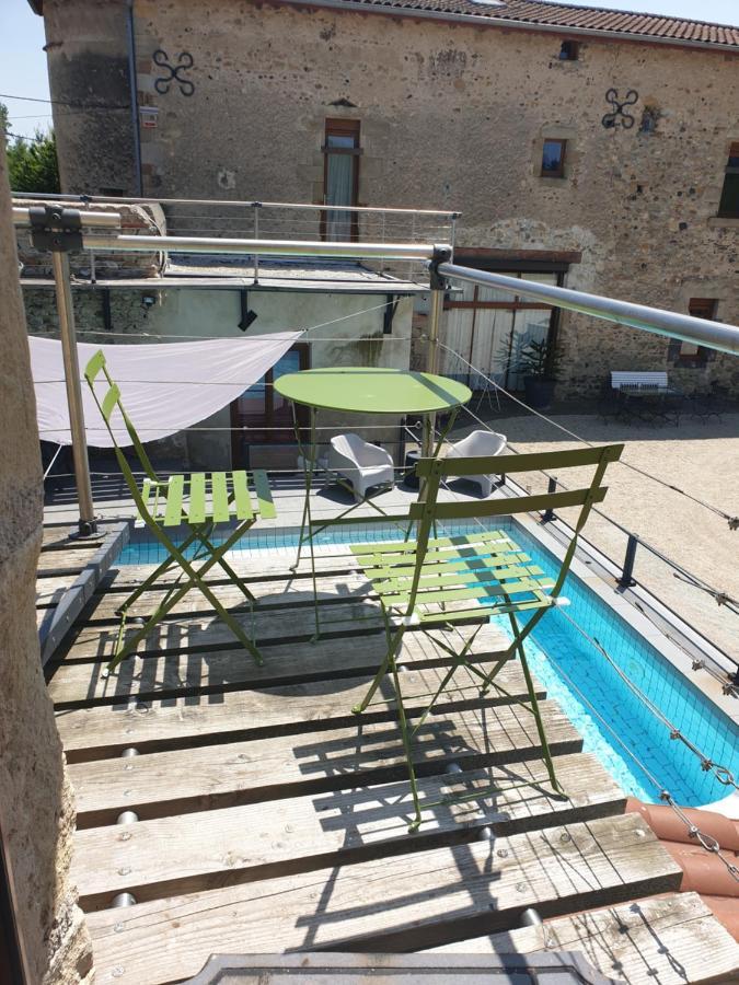 Tour De Charme Atypique Hotel Beauregard-l'Eveque Luaran gambar